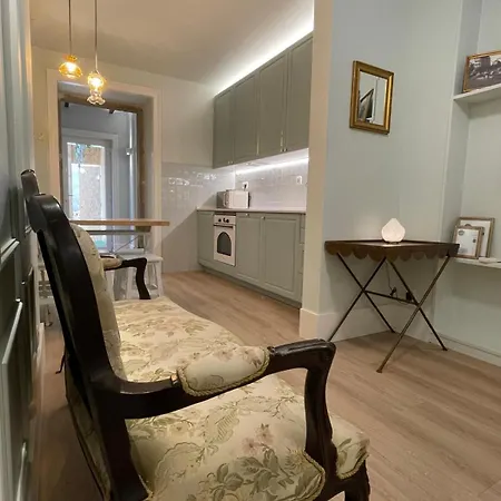 Гостьовий будинок Charming From Xix Century Лісабон