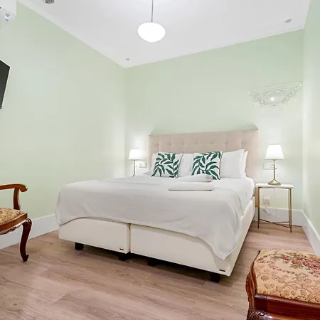 Charming From Xix Century リスボン